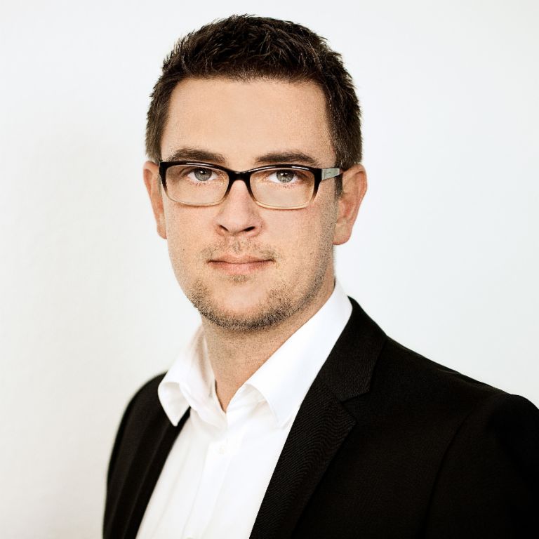 Felix Beutler, Senior Manager International Business Development im EOS Cross-border Center.