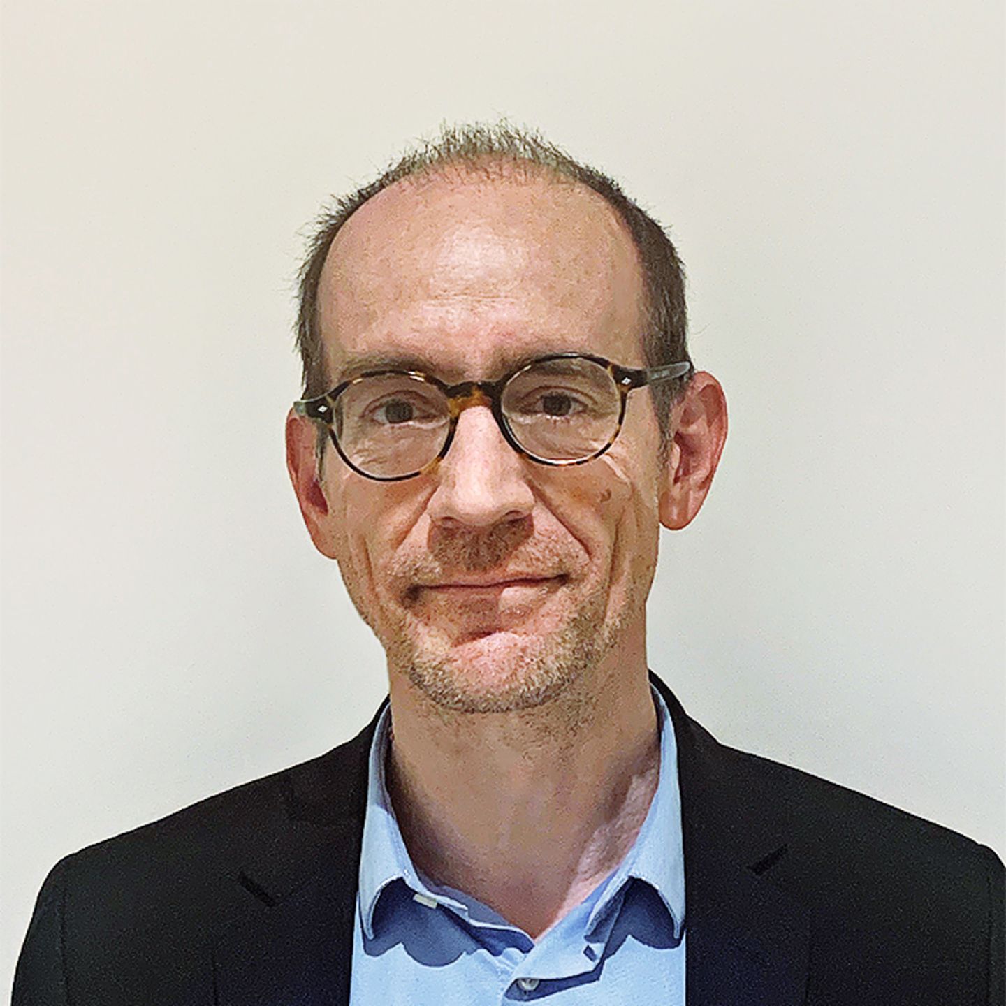 Immobilienbesicherte NPL: David Thierry, Head of Litigation and Corporate Department bei EOS in Frankreich