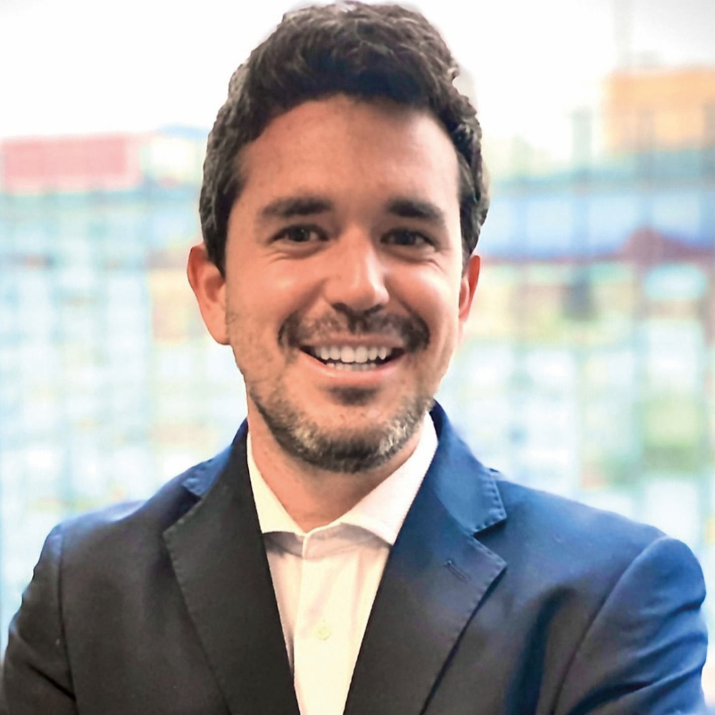 Besicherter Forderungskauf bei EOS: Lozano Meléndez-Valdés, Secured Consultant bei EOS Spain