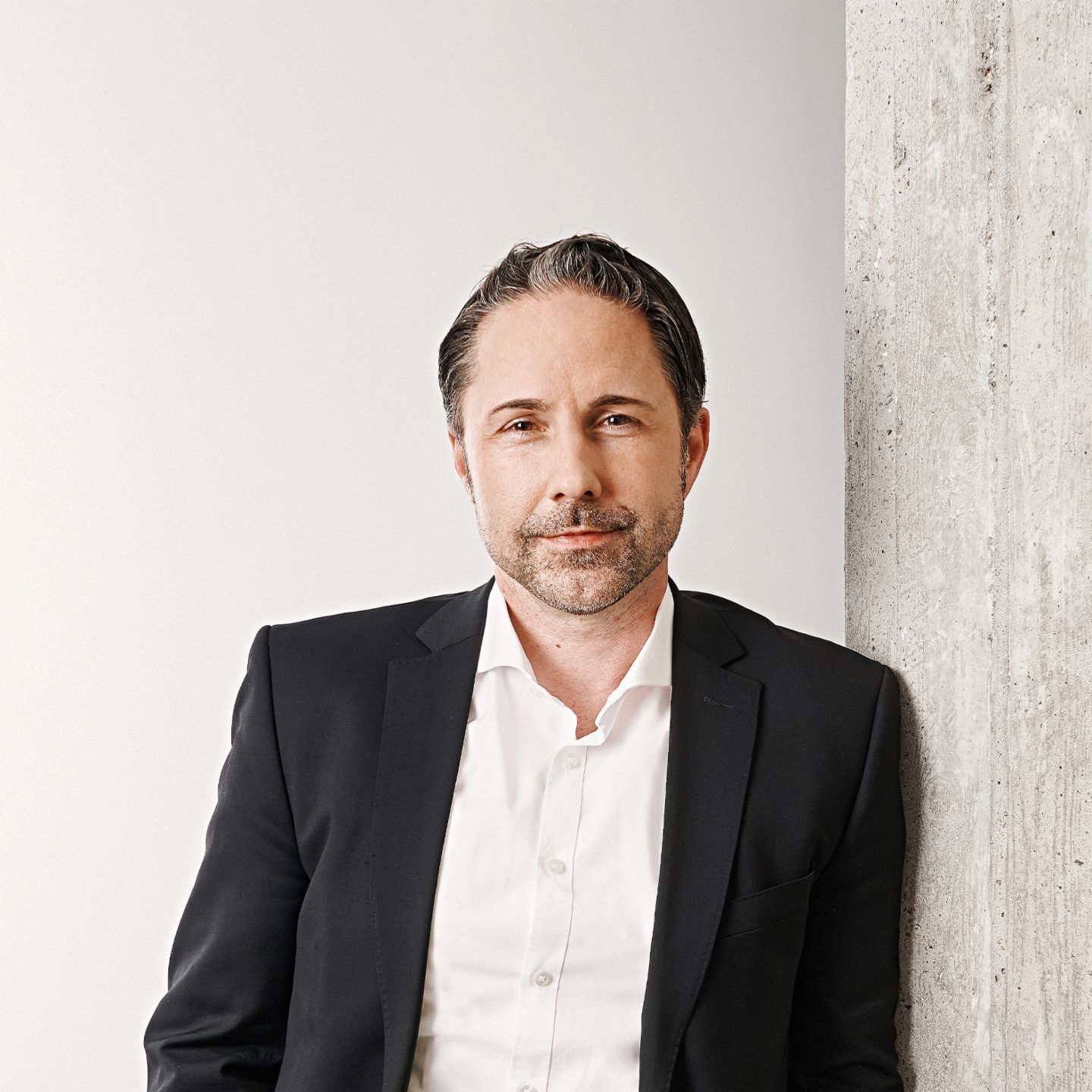 Porträtfoto von Marwin Ramcke, Vorsitzender der Geschäftsführung von EOS
