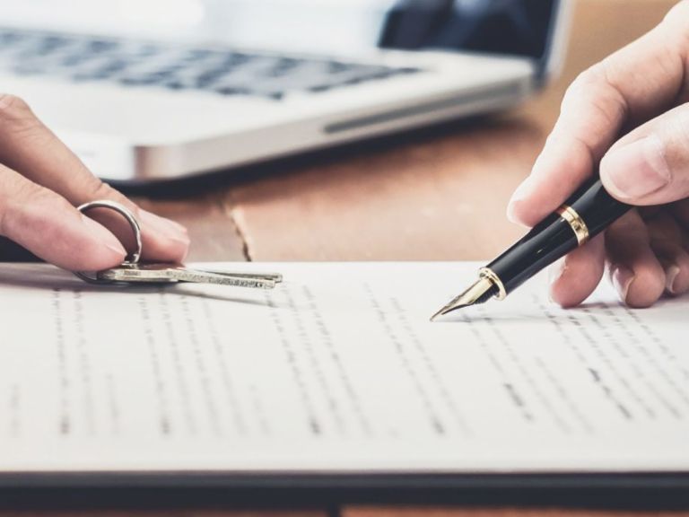 Der Kunden geht einen Null-Prozent-Finanzierungsvertrag mit der Bank ein und nicht mit dem Händler. 
