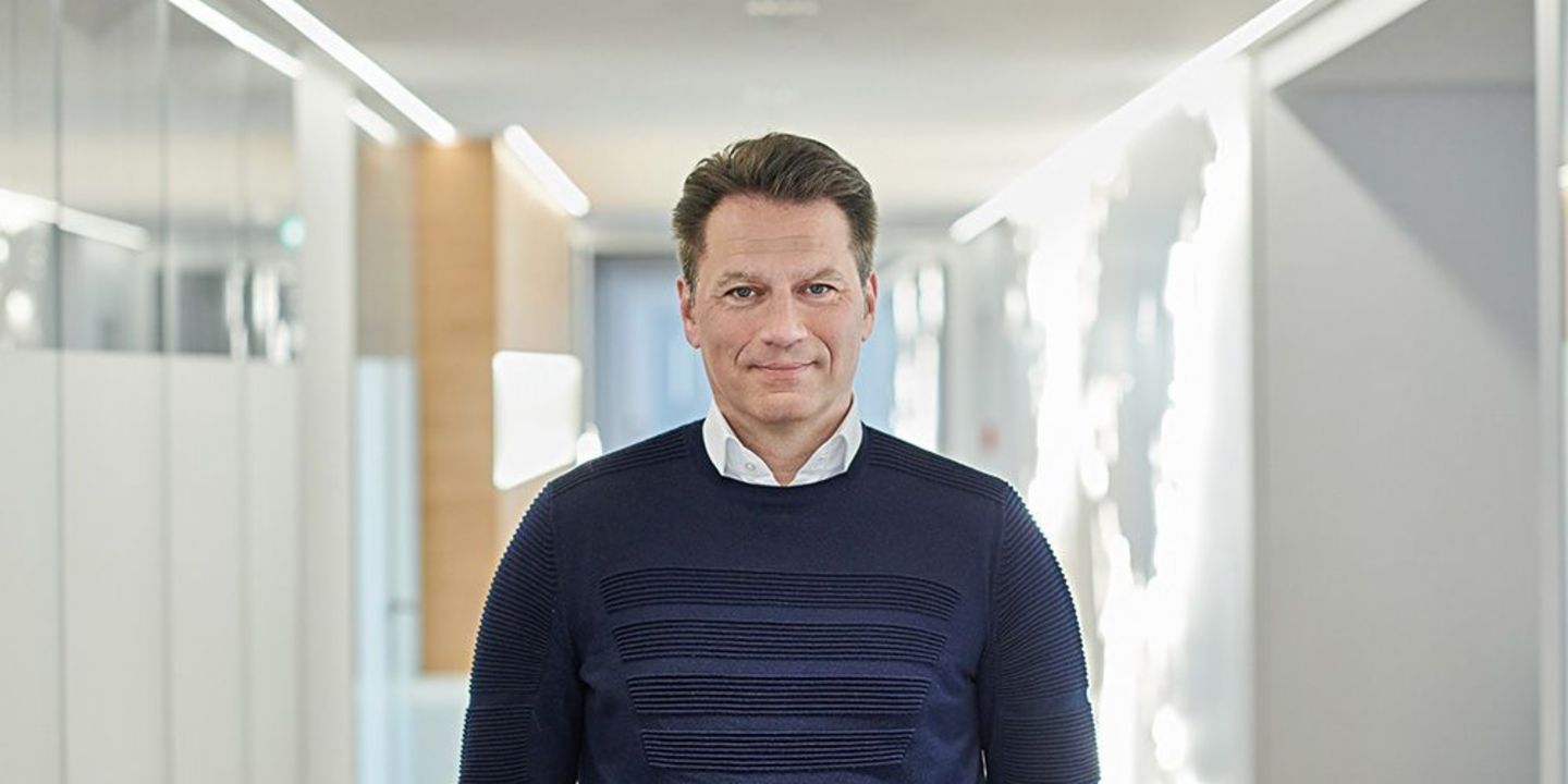 Klaus Engberding CEO der EOS Gruppe blickt optimistisch in die Zukunft.
