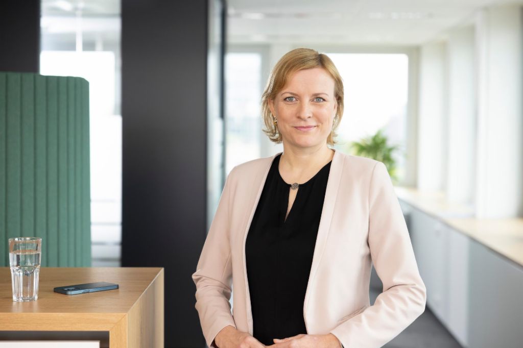 Headshot Juliane Schmid, Managing Director · EOS Deutscher Inkasso-Dienst GmbH